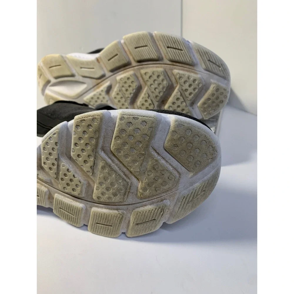 Fila Womens Running Shoes Sz 8 Gray Black Lightweight EVA Sole Sneakers Preowned